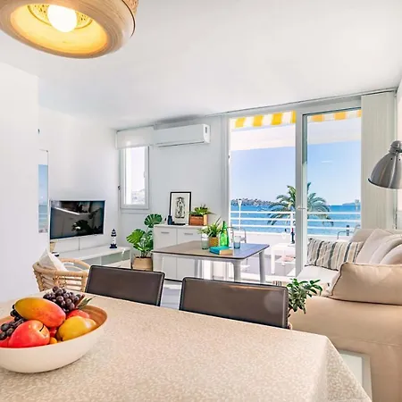 Beachfront Sivella Ii By Sealand * Port de Pollença