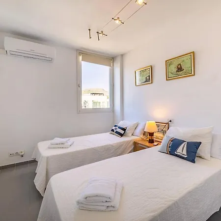 Beachfront Sivella Ii By Sealand