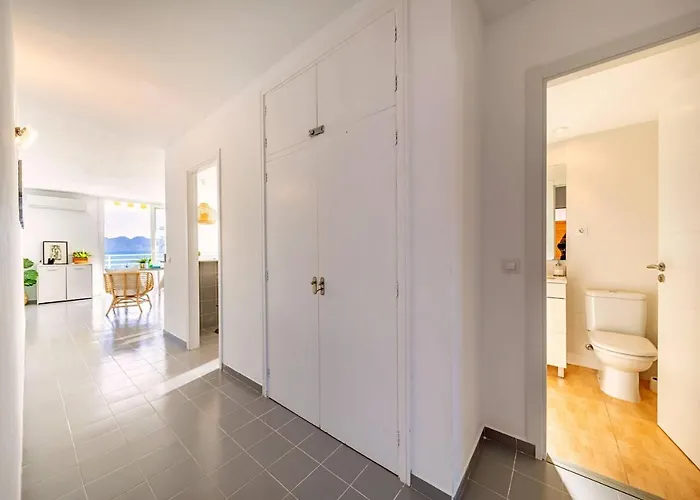 Beachfront Sivella Ii By Sealand Вилла *