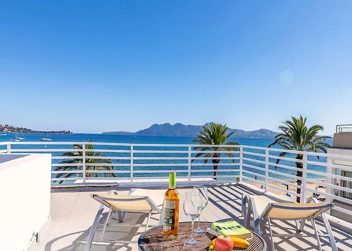 Вилла Beachfront Sivella Ii By Sealand